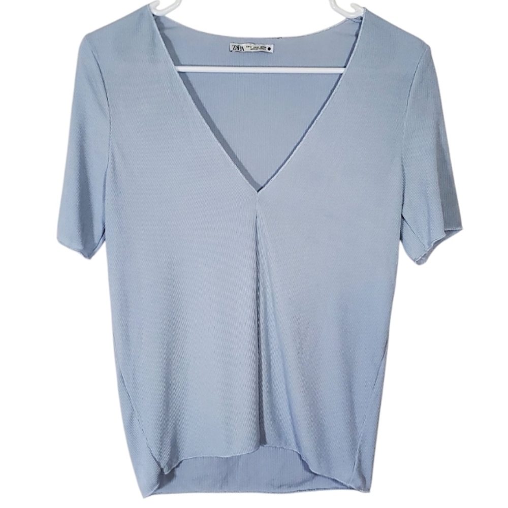 2189 * Zara V Neck Ribbed Lightweight Top Baby Blue Size M